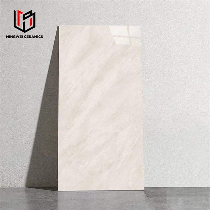 Plăci lustruite de culoare moale lucioasă