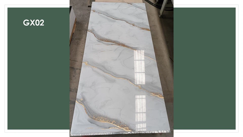 Panou de perete PVC din sârmă aurie